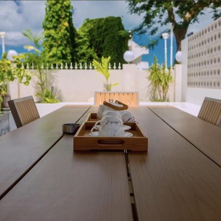Discovery Saipan Hotel Garapan Zewnętrze zdjęcie